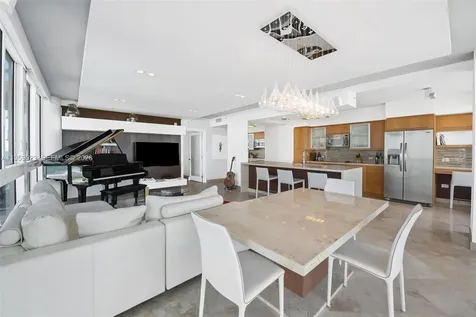 6365 Collins Avenue Miami Beach FL 33141