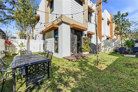 4150 N Oak Place Dania Beach FL 33314