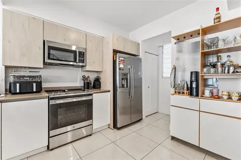 4150 N Oak Place Dania Beach FL 33314