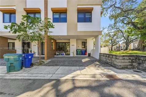 4150 N Oak Place Dania Beach FL 33314