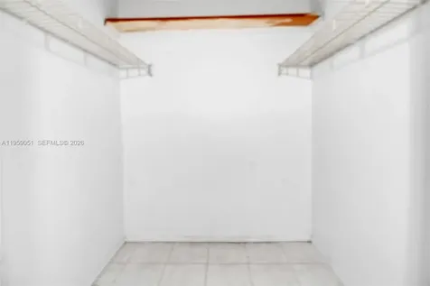 942 NE 199th Street Miami FL 33179