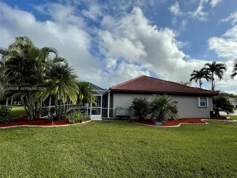 2710 Augusta Drive Homestead FL 33035
