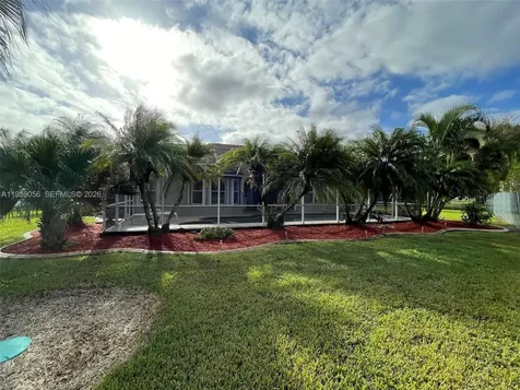 2710 Augusta Drive Homestead FL 33035