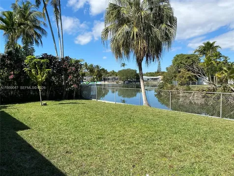 6331 SW 62nd Terrace South Miami FL 33143