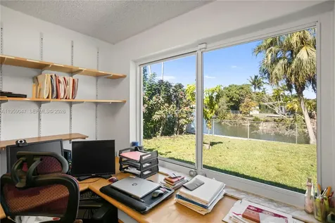 6331 SW 62nd Terrace South Miami FL 33143
