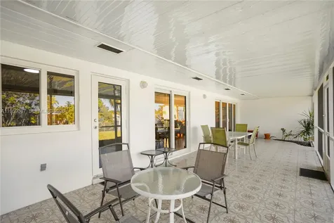 6331 SW 62nd Terrace South Miami FL 33143