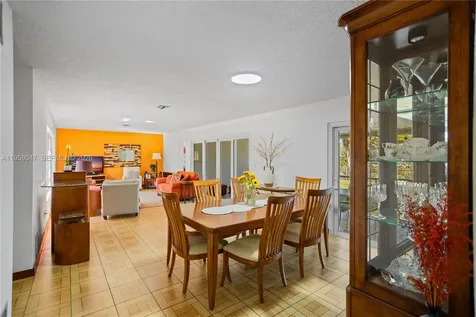 6331 SW 62nd Terrace South Miami FL 33143
