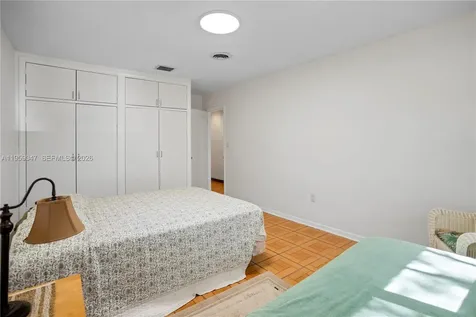 6331 SW 62nd Terrace South Miami FL 33143
