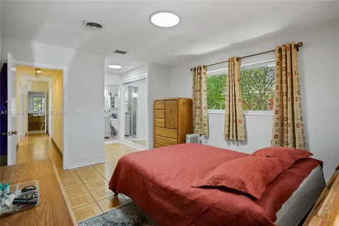 6331 SW 62nd Terrace South Miami FL 33143