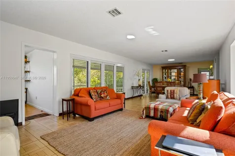 6331 SW 62nd Terrace South Miami FL 33143