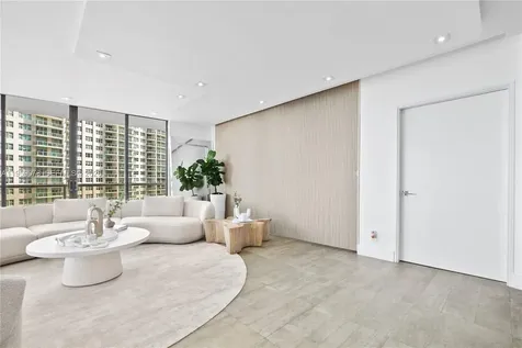 20281 E Country Club Drive Aventura FL 33180