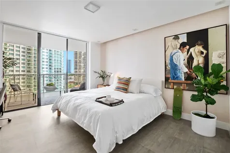 20281 E Country Club Drive Aventura FL 33180