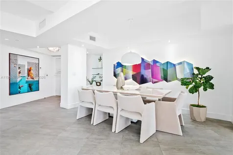 20281 E Country Club Drive Aventura FL 33180