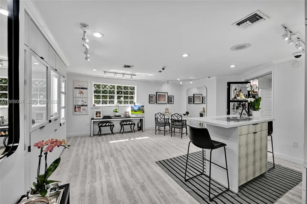 2212 SW 22nd Avenue Miami FL 33145