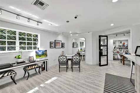 2212 SW 22nd Avenue Miami FL 33145