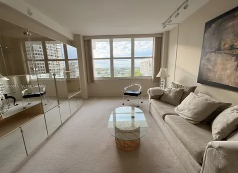 5601 Collins Avenue Miami Beach FL 33140