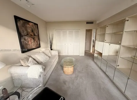 5601 Collins Avenue Miami Beach FL 33140