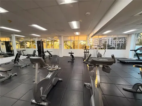 5601 Collins Avenue Miami Beach FL 33140