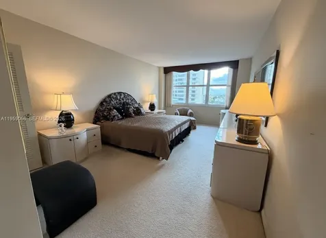 5601 Collins Avenue Miami Beach FL 33140