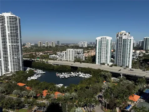 19101 NE 36th Court Aventura FL 33180