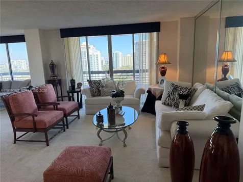 19101 NE 36th Court Aventura FL 33180