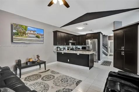 218 NW 75th Terrace Plantation FL 33317