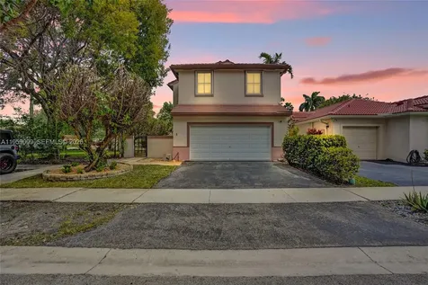 218 NW 75th Terrace Plantation FL 33317