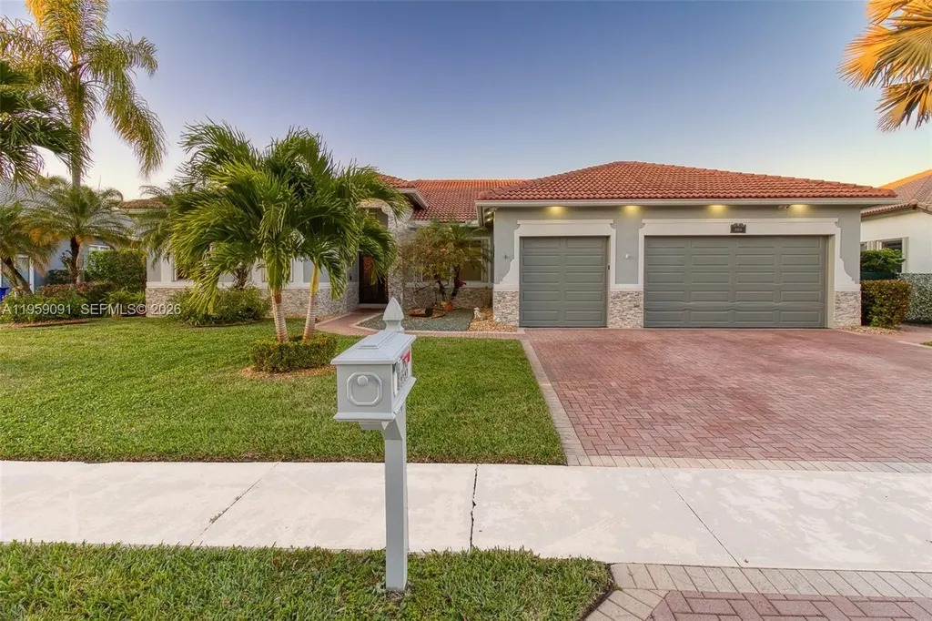 15959 SW 6th Street Pembroke Pines FL 33027
