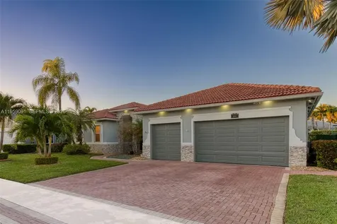 15959 SW 6th Street Pembroke Pines FL 33027