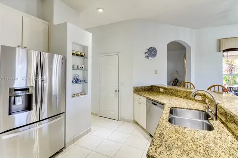 15959 SW 6th Street Pembroke Pines FL 33027