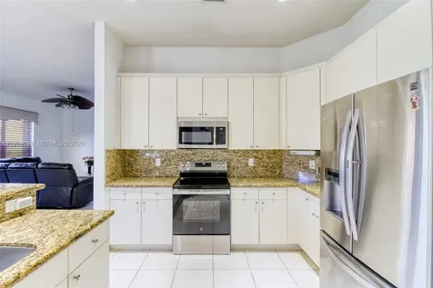 15959 SW 6th Street Pembroke Pines FL 33027