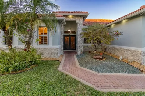 15959 SW 6th Street Pembroke Pines FL 33027