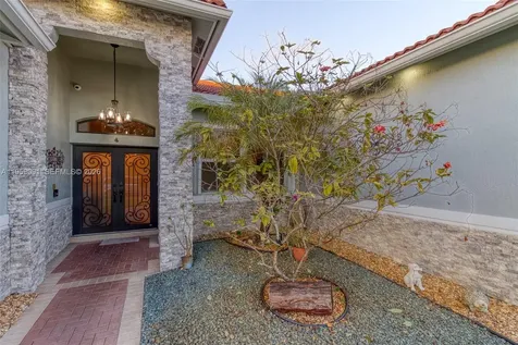 15959 SW 6th Street Pembroke Pines FL 33027