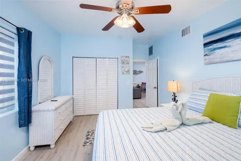 410 10th Street Key Colony Beach FL 33051