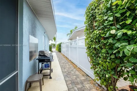 410 10th Street Key Colony Beach FL 33051