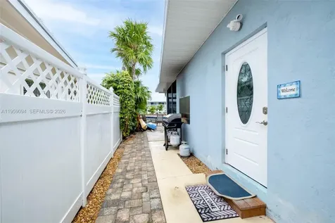 410 10th Street Key Colony Beach FL 33051