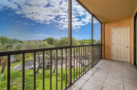 8600 SW 133rd Avenue Road Miami FL 33183