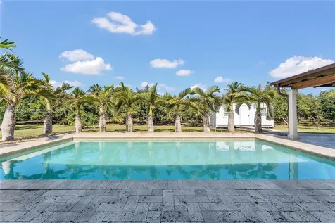 19225 SW 186th Street Miami FL 33187