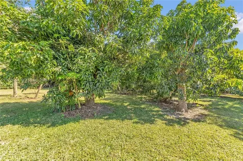 19225 SW 186th Street Miami FL 33187