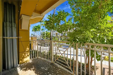 8964 W Flagler Street Miami FL 33174