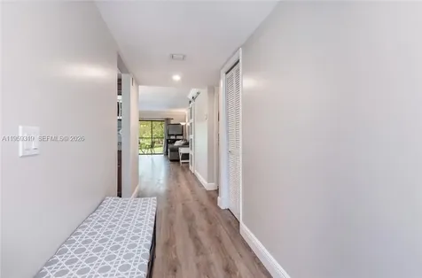 402 Lakeview Drive Weston FL 33326