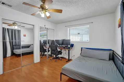 4927 NW 55th Court Tamarac FL 33319