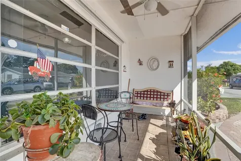 4927 NW 55th Court Tamarac FL 33319