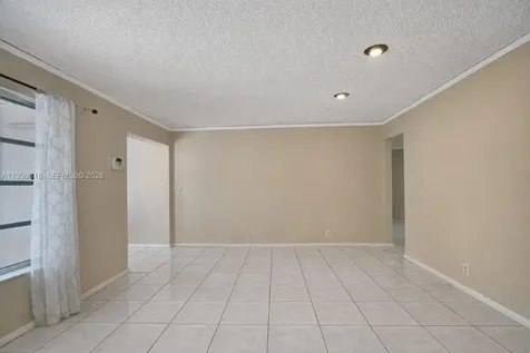 4927 NW 55th Court Tamarac FL 33319