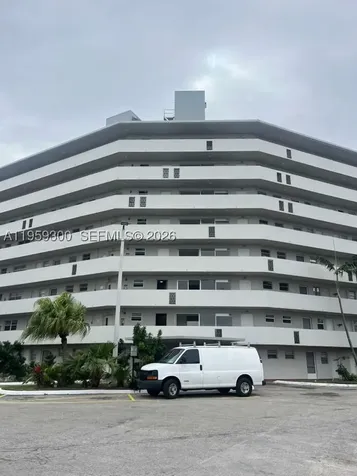 1750 NE 191st Street Miami FL 33179
