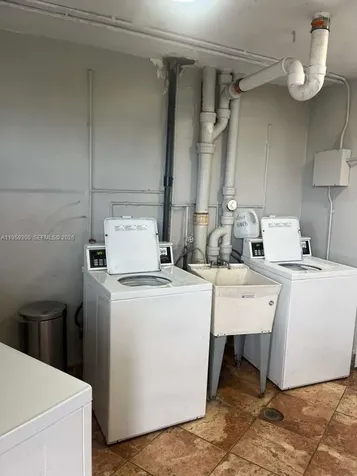 1750 NE 191st Street Miami FL 33179