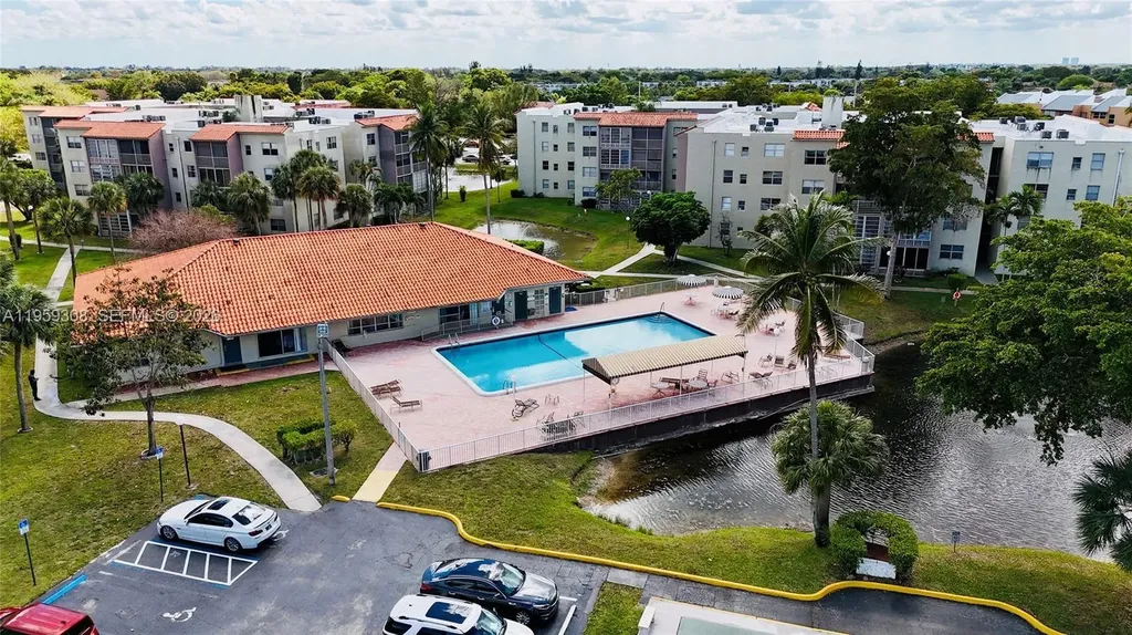 1800 SW 81st Avenue North Lauderdale FL 33068
