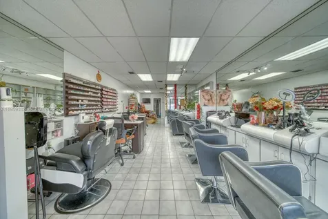 Full-service Beauty Salon For Sale In Sweetwater Sweetwater FL 33174