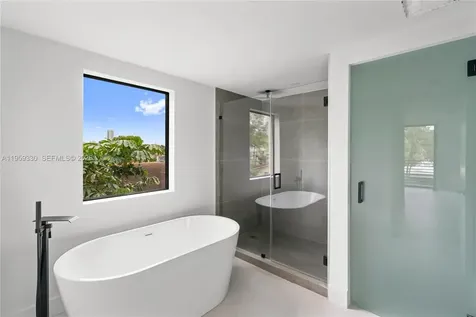 1431 SW 20th Street Miami FL 33145