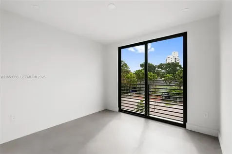 1431 SW 20th Street Miami FL 33145